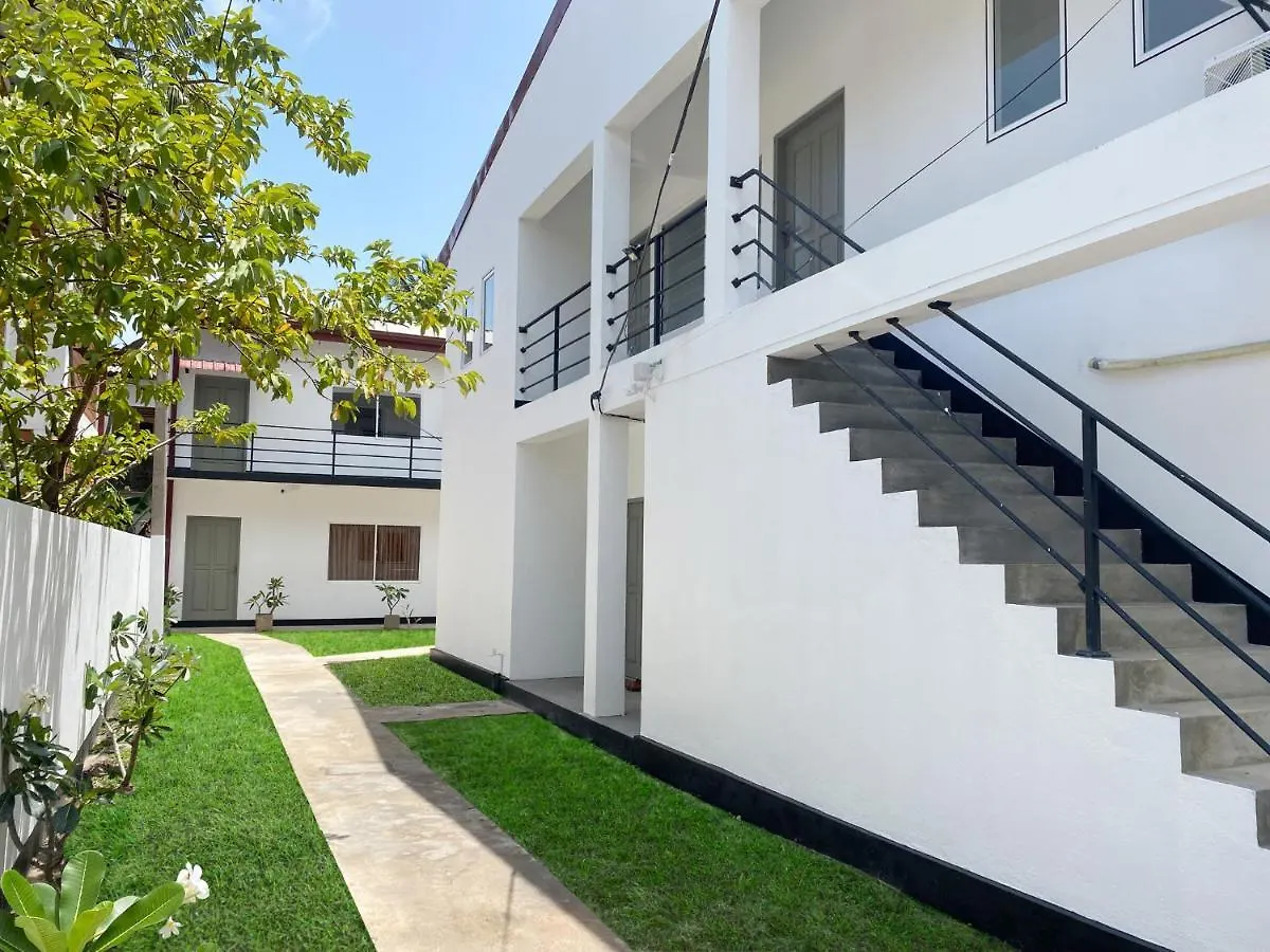 Bed & Breakfast Couple Rooms In Negombo